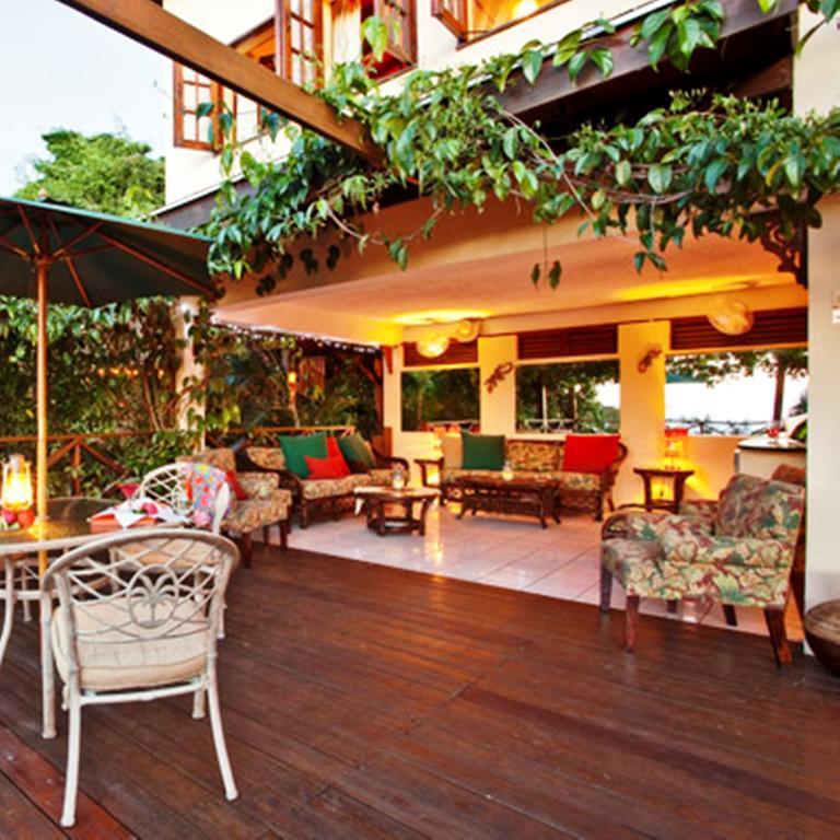 Villa Capri Cap Estate Exterior photo
